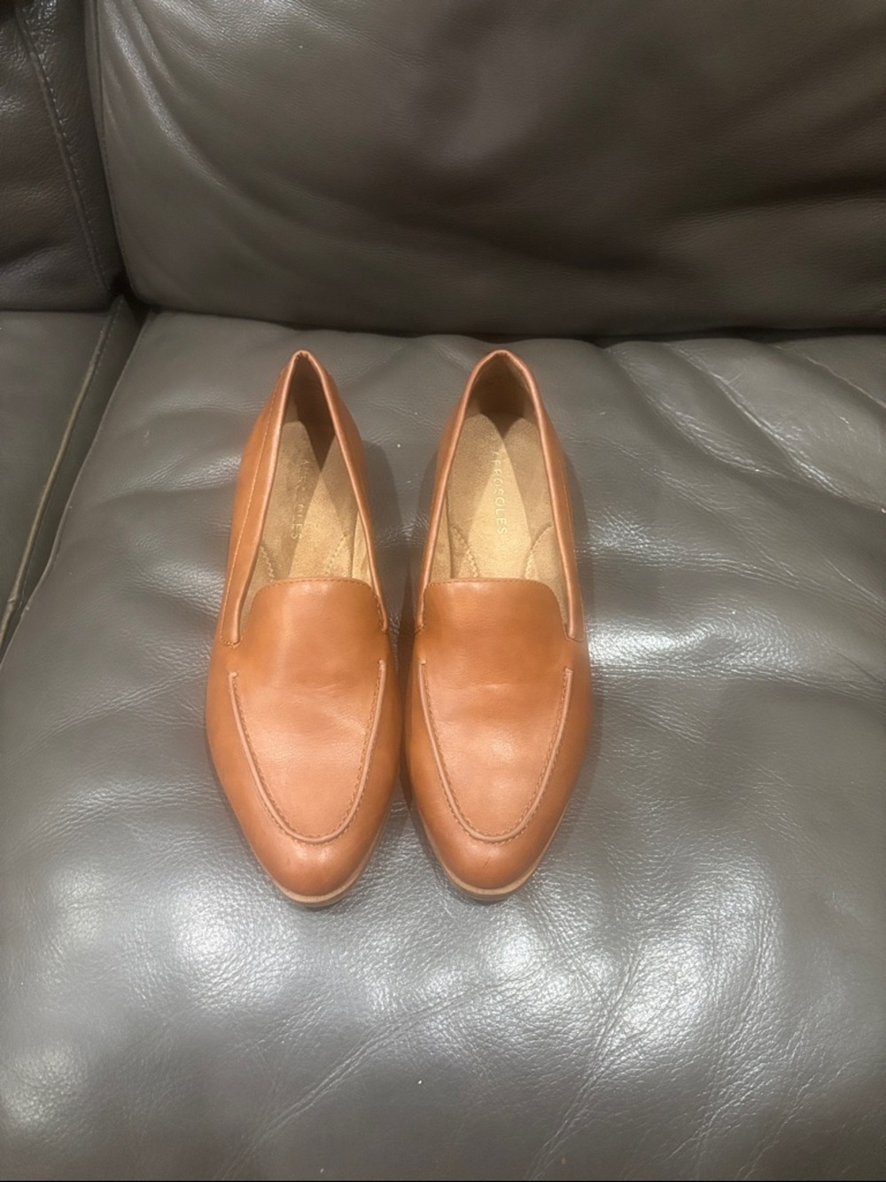 Aerosoles Everest01 women's DK Tan Loafers